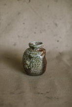 Load image into Gallery viewer, Ash Vase 6
