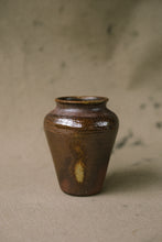 Load image into Gallery viewer, Japanese Iron Vase