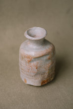 Load image into Gallery viewer, Japanese Hagi Vase