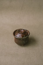 Load image into Gallery viewer, Japanese Lidded Yunomi 2