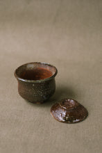 Load image into Gallery viewer, Japanese Lidded Yunomi 2
