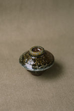 Load image into Gallery viewer, Japanese Lidded Yunomi 3