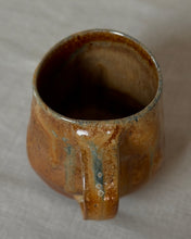 Load image into Gallery viewer, Bellied Mug - Rutile Rich Clay