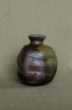 Load image into Gallery viewer, 花入 Japanese clay bud vase