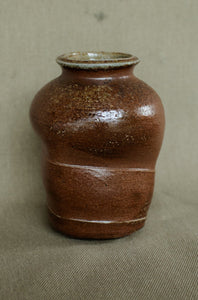 Vase - Iron slip