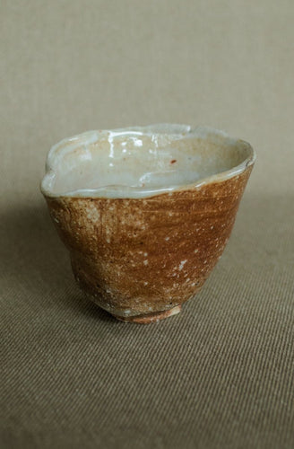 japanese ceramics match bowl anagama