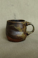 Load image into Gallery viewer, soda fired small pottery mug wheel throwing