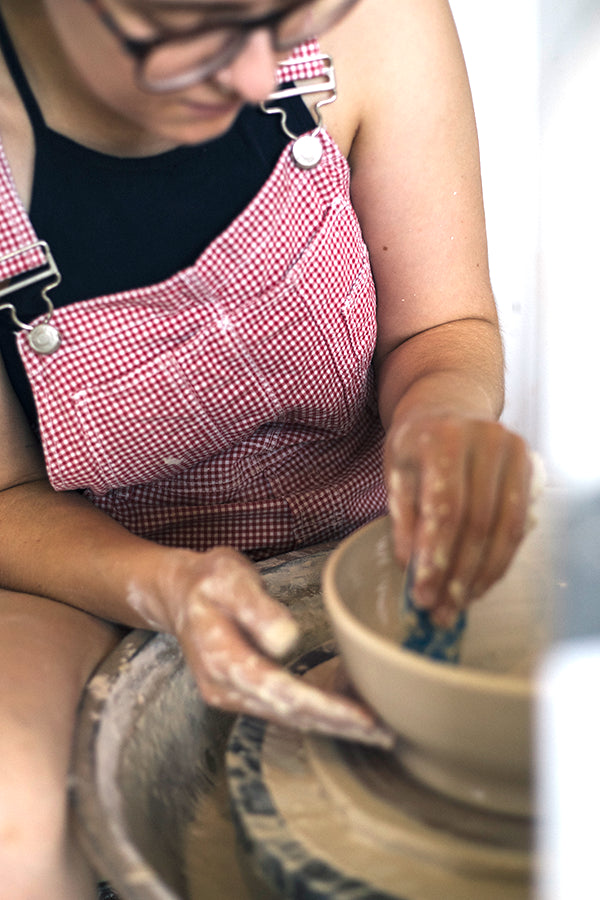 sofie neuendorf ceramic wood fired artist using ash glaze