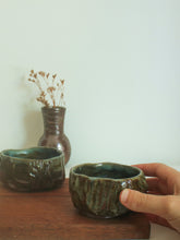 Load image into Gallery viewer, Kurinuki Tea Bowl