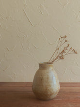 Load image into Gallery viewer, Sand Vase